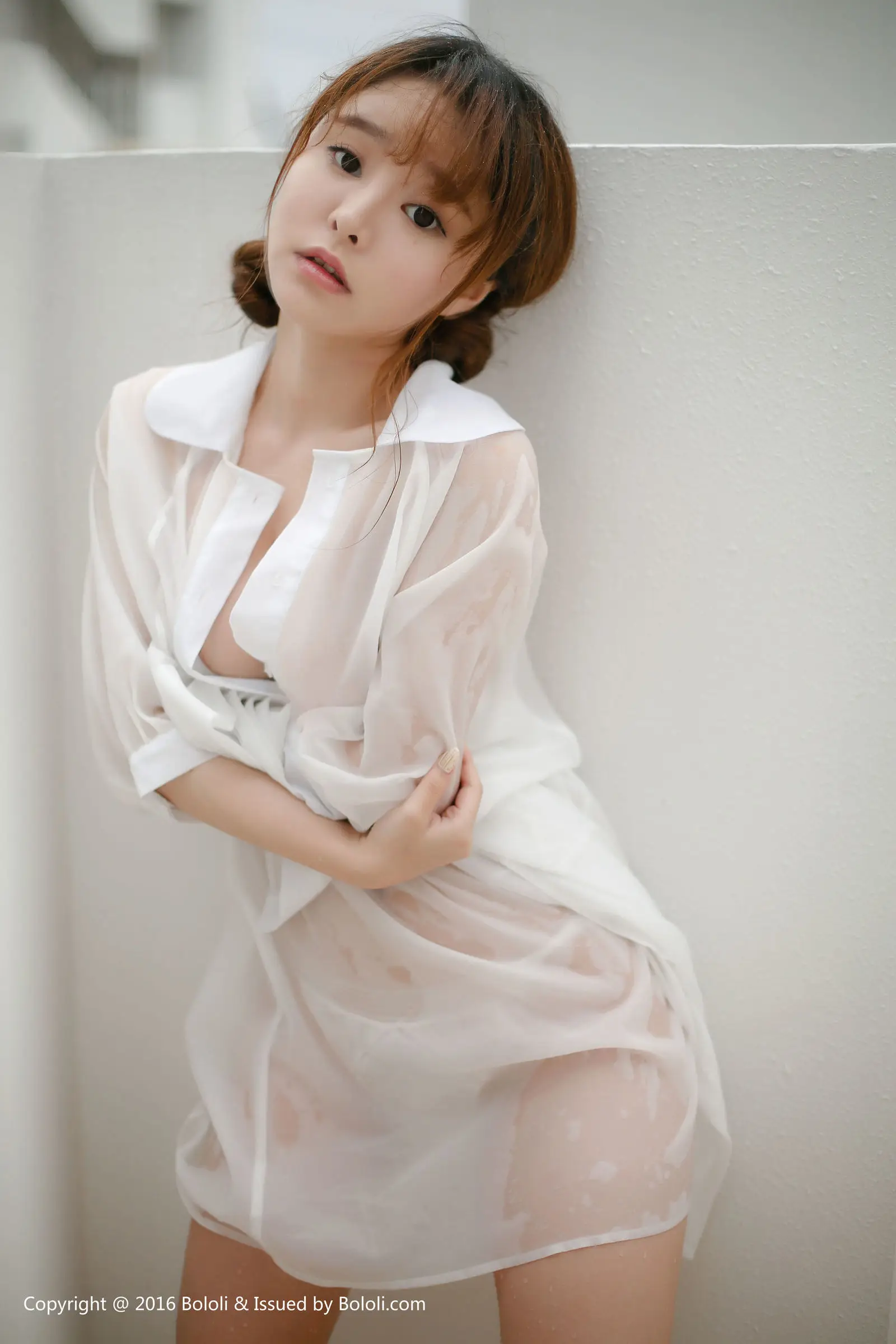 性感写真真人集[顶通]韩漫全集-巨乳蜜桃比基尼，丁字裤的诱惑，寒赐浴华清池，温泉水滑洗凝脂！无删减无遮挡章节图片 