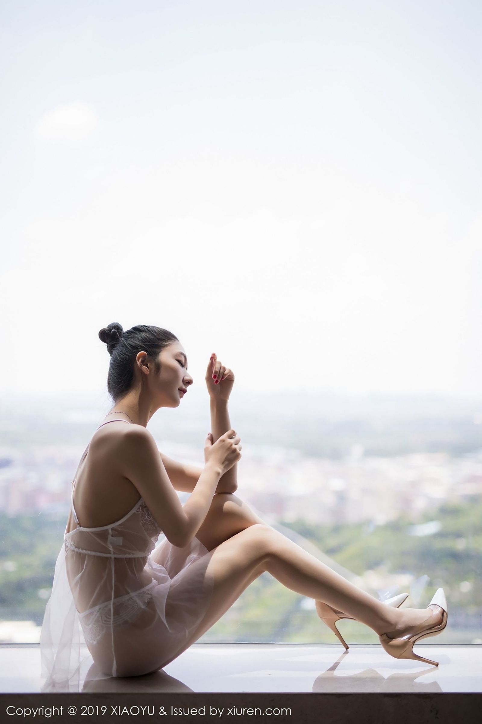 性感写真（真人集）[抖漫]韩漫全集-性感写真（真人集）-现代薄纱性感与古典韵味旗袍相互碰撞的韵味，一展妩媚柔情无删减无遮挡章节图片 